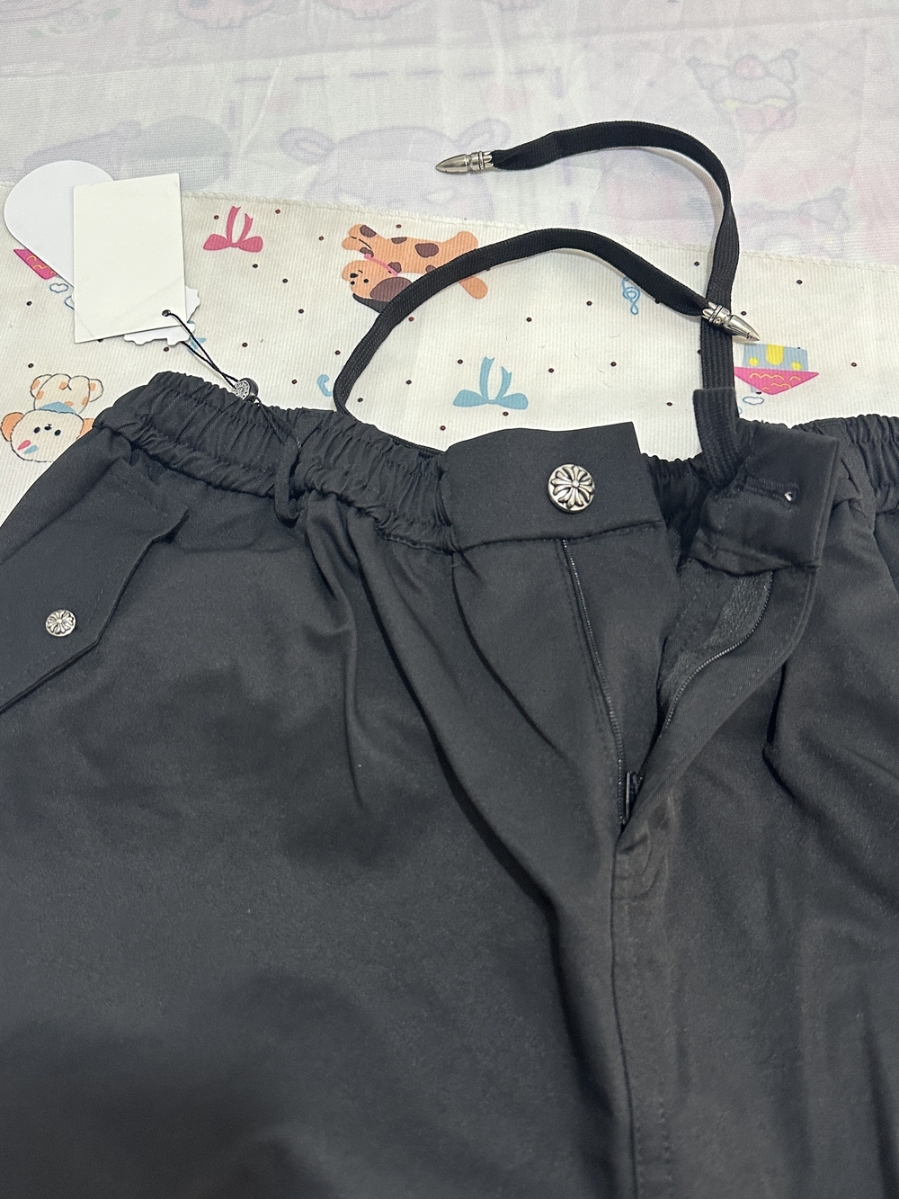 Chrome Hearts Rainbow Leather Label Cross Cargo Wide-Leg Pants - Picture 10 of 12